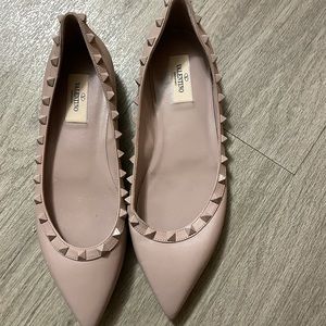 Valentino flats